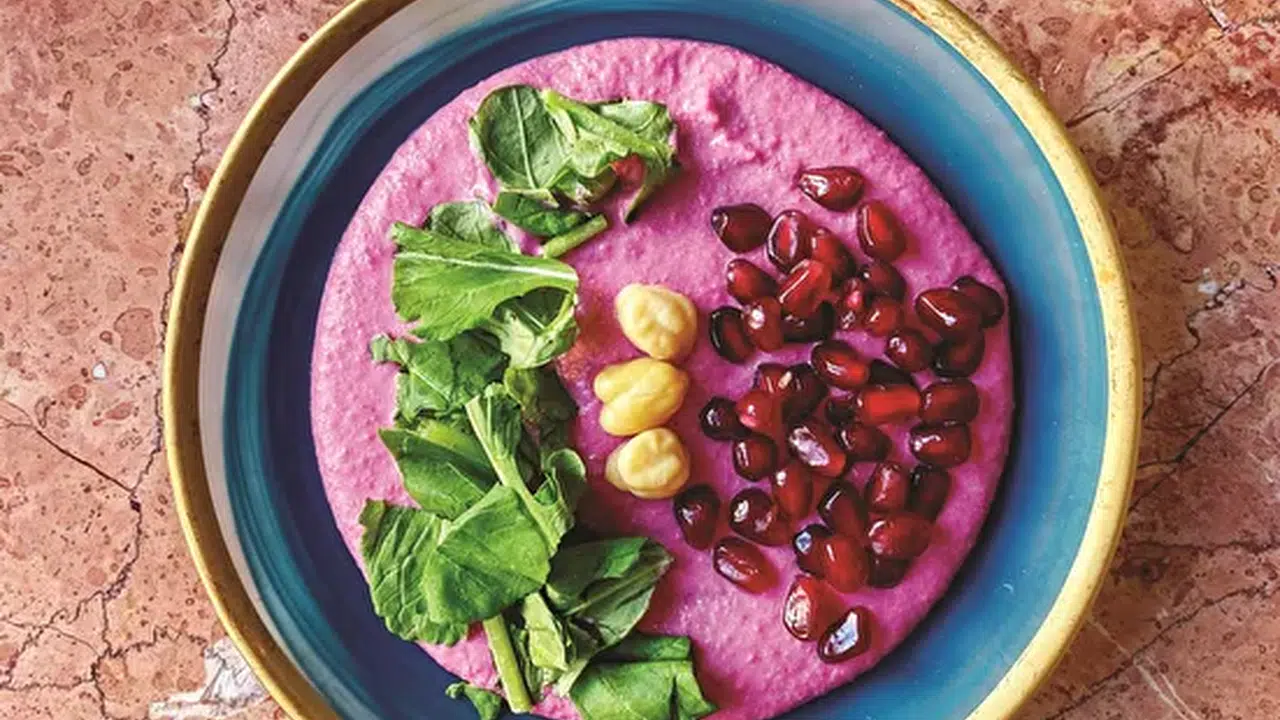 PEMBE HUMUS TARİFİ NEDİR! Evde Renkli Humus Nasıl Yapılır?
