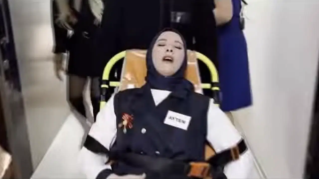 GELİNİM MUTFAKTA AYTEN'İN SAĞLIK DURUMU NASIL! Hamile Mi, Hastalığı Ne, Yarışmadan Çekilecek Mi?