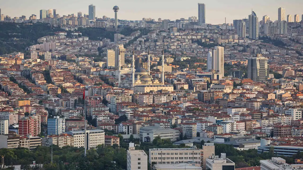 ANKARA HAVA DURUMU 26 MART! Bugün hava kaç derece, bulutlu mu, yağmur var mı, güneşli mi?