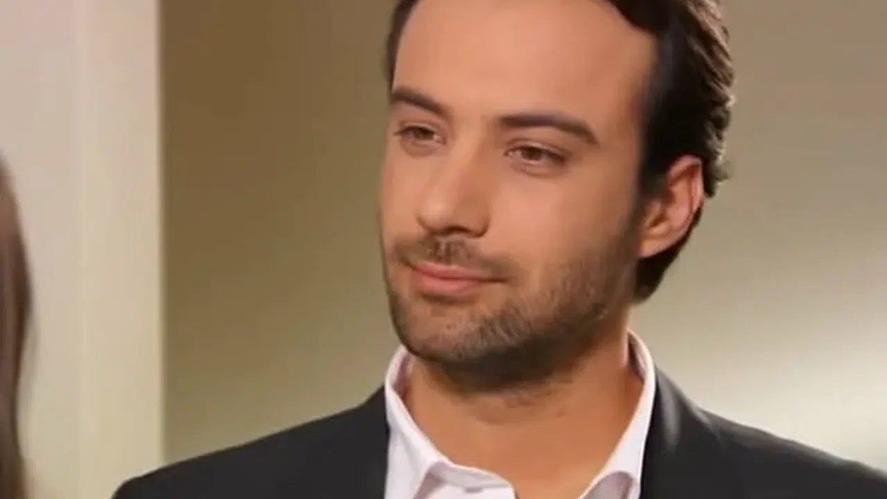 DOKTORLAR DİZİSİ PLASTİK CERRAHI SON HALİ NASIL!  Devrim Nas Şimdi Nasıl Görünüyor?