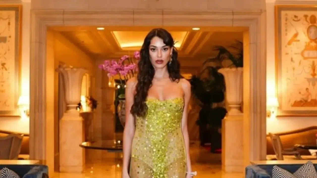 DİLAN ÇİÇEK DENİZ NEDEN OSCAR'A KATILDI! Yeşil Transparan Elbisesiyle Damga Vurdu