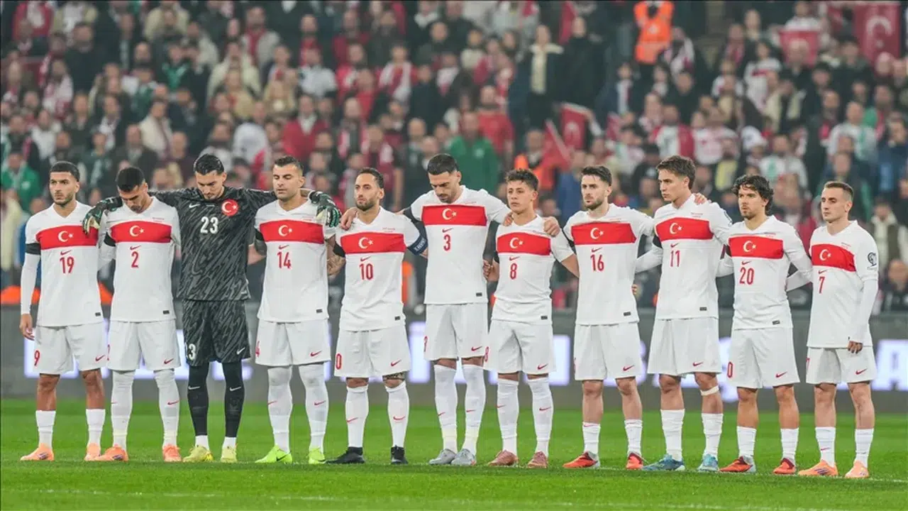 TÜRKİYE - ROMANYA MAÇI MUHTEMEL 11'LER! Maç Ne Zaman, Saat Kaçta, Eksikler Kimler?
