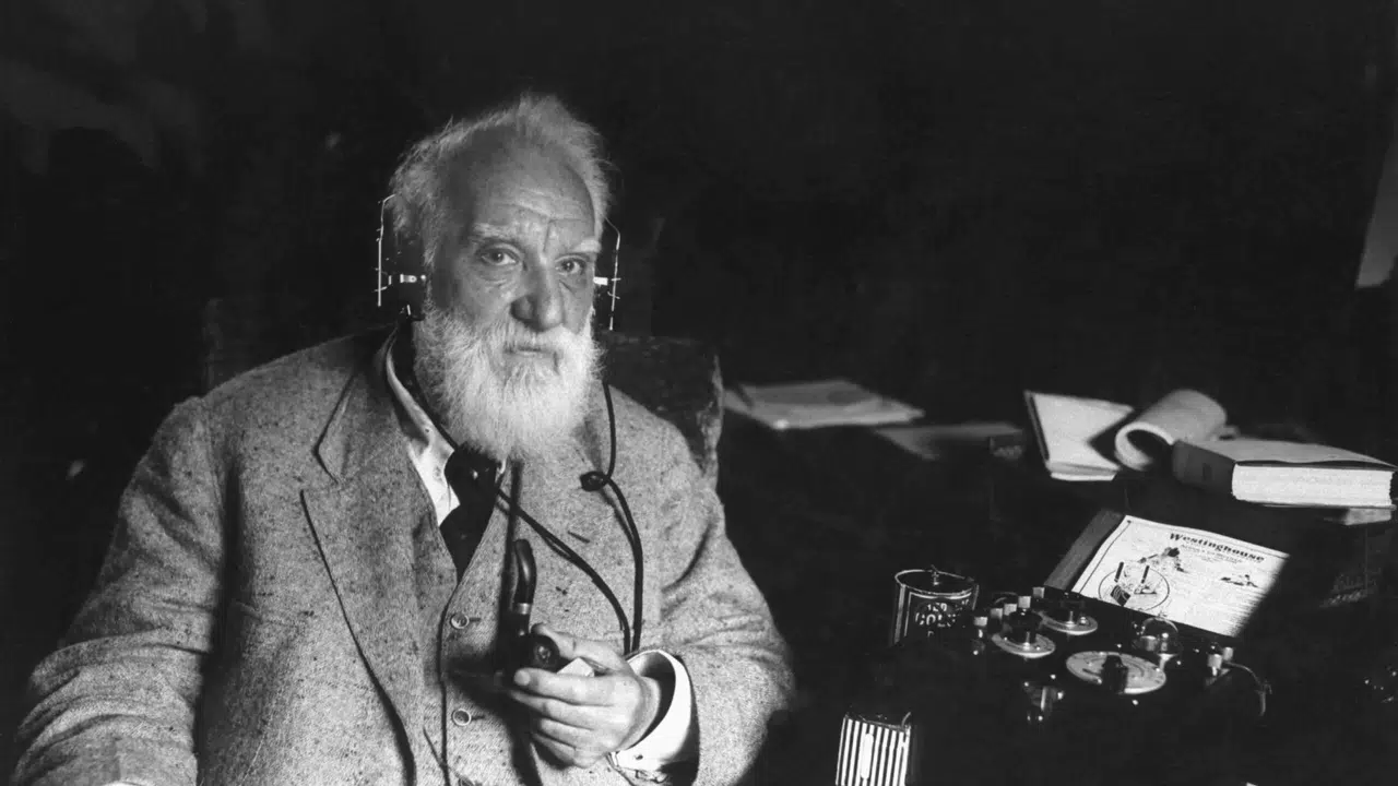 TELEFONUN MUCİDİ ALEXANDER GRAHAM BELL'İN HAYATI! Telefonu ne zaman icat etti, ilk görüşme nasıl yapıldı, Volta Enstitüsü nedir?