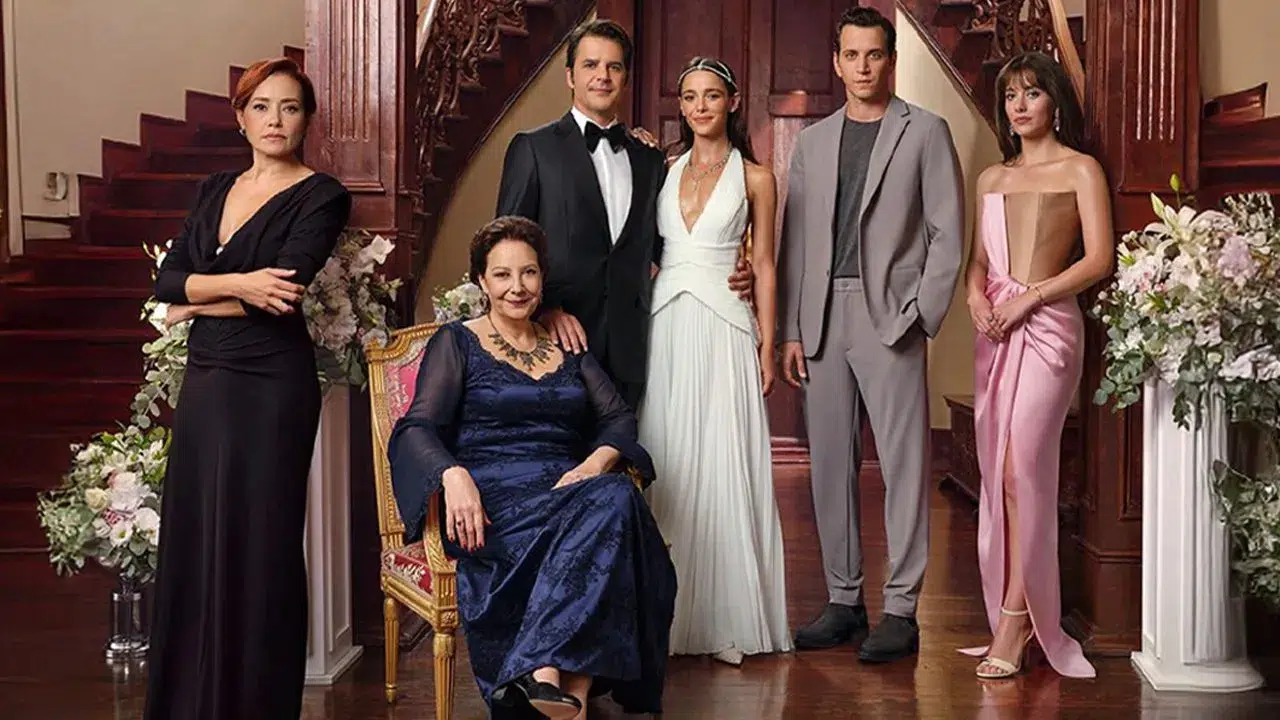 KISKANMAK DİZİSİNİN SENARİSTİ DEĞİŞTİ Mİ!