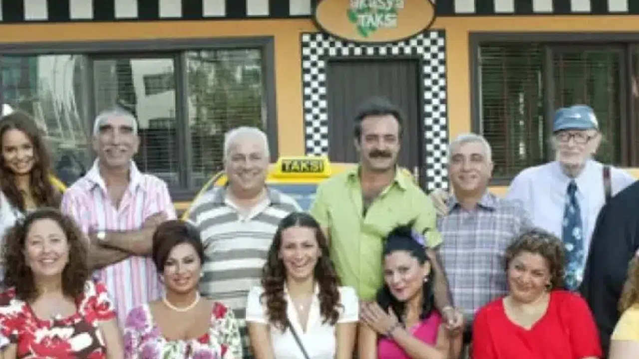 AKASYA DURAĞI GERİ Mİ DÖNÜYOR! Senarist yeni sezon için ne dedi?