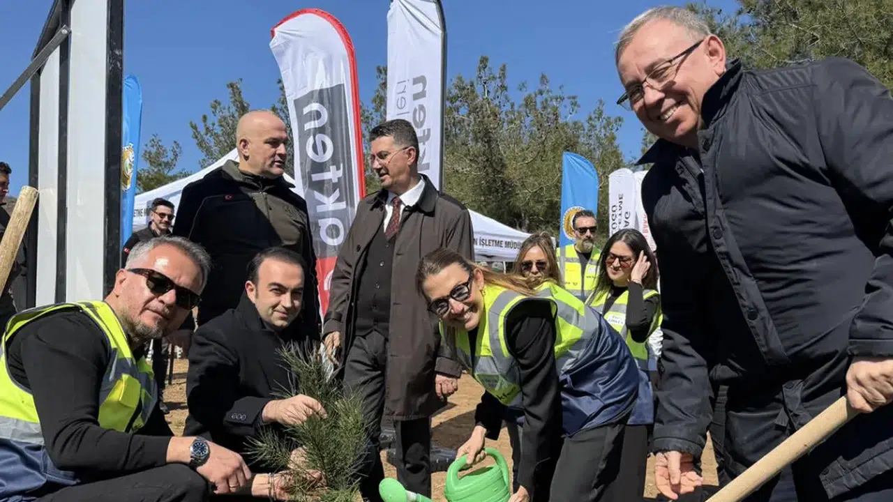 Akfen Holding 10 bin fidanı toprakla buluşturdu