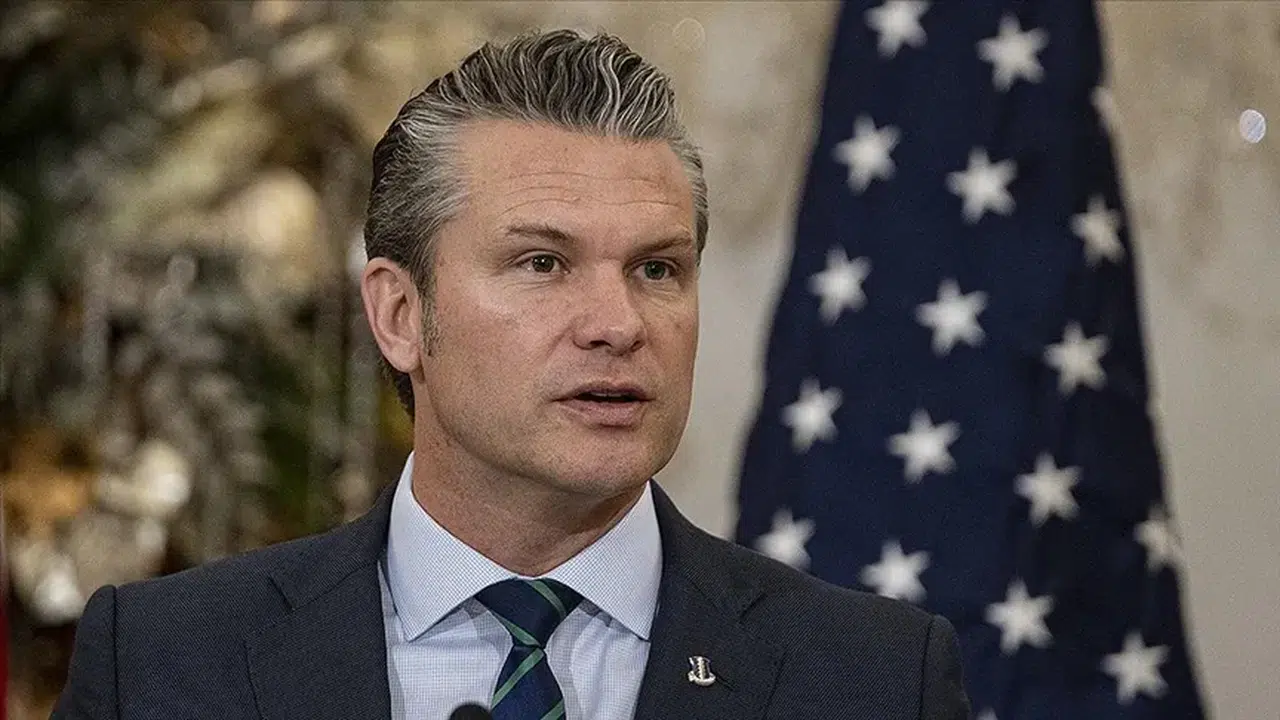 ABD Savaş Bakanı Hegseth’ten İran’a Rest! 'Nereye Kaçarsanız Kaçın Bulacağız'
