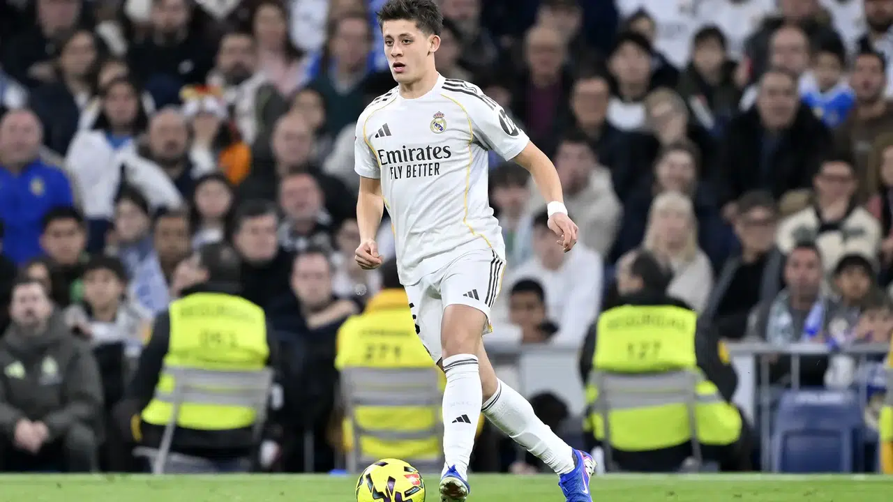 ARDA GÜLER'İN UZAKTAN GOLÜ KAÇ METRE! Elche maçında rekor mu kırıldı, şut kaç metre?