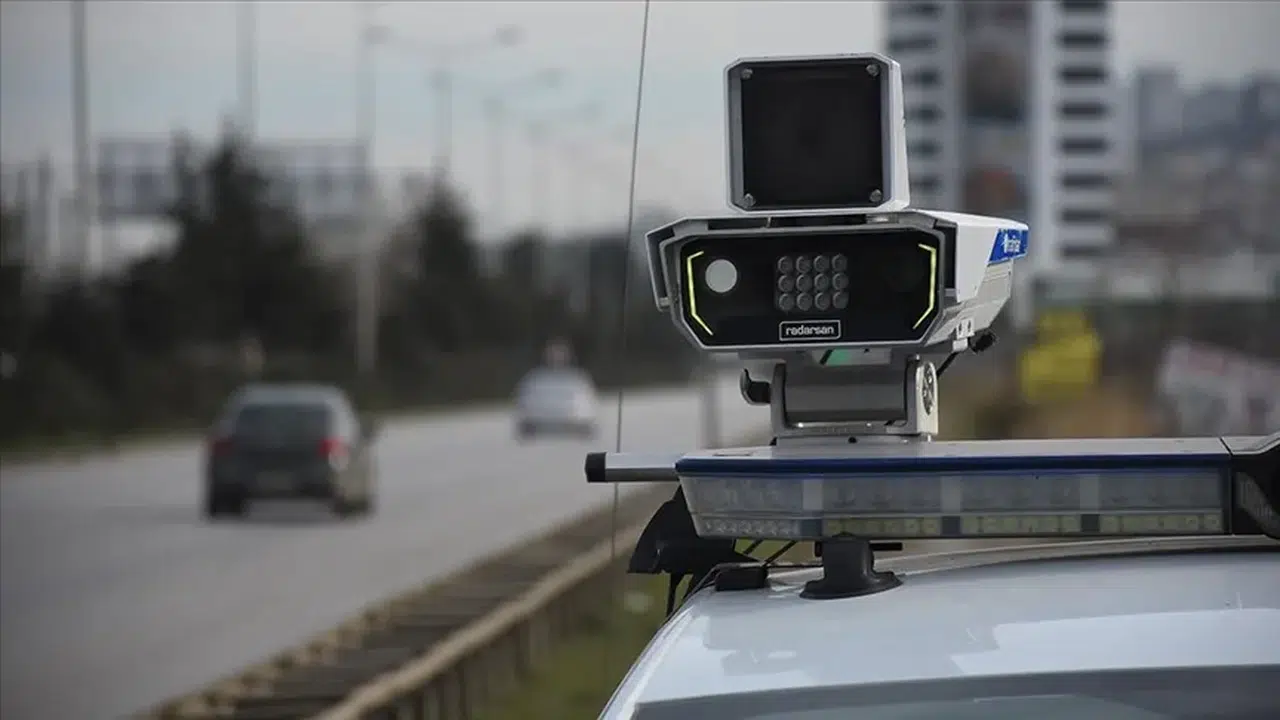 RADAR NOKTALARI NERELERDE VAR? EGM haritası nasıl bakılır, hangi yollar denetleniyor, hız sınırı kaç, ceza var mı?