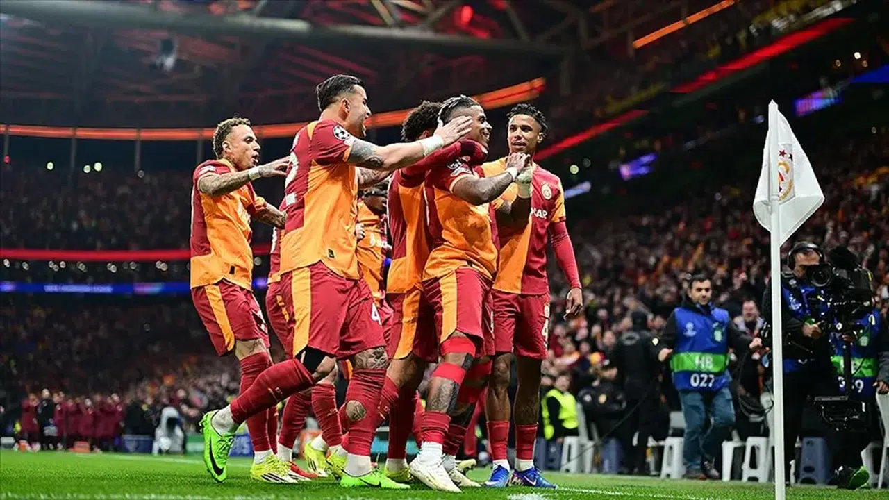 LİVERPOOL GALATASARAY CANLI İZLEME EKRANI, TRT1 CANLI İZLE! Yayın şifresiz mi, frekans bilgileri nedir?