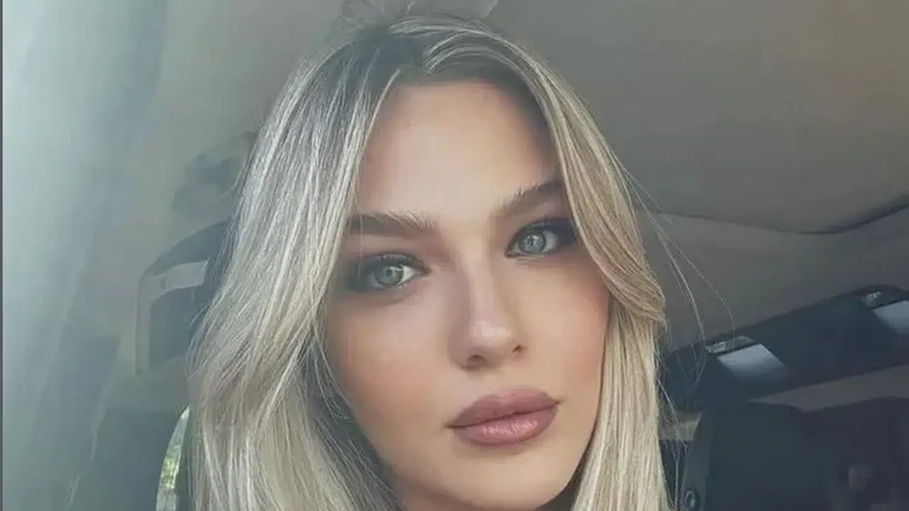 Yasemin Şefkatli Gözleri Lens mi? Estetiği Var mı?