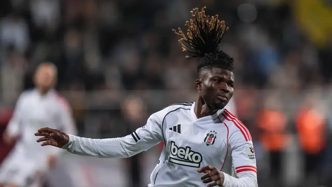 Beşiktaşlı El Bilal Toure’den Taraftara Sert Yanıt 'Aptallar Gibi Olmayın'