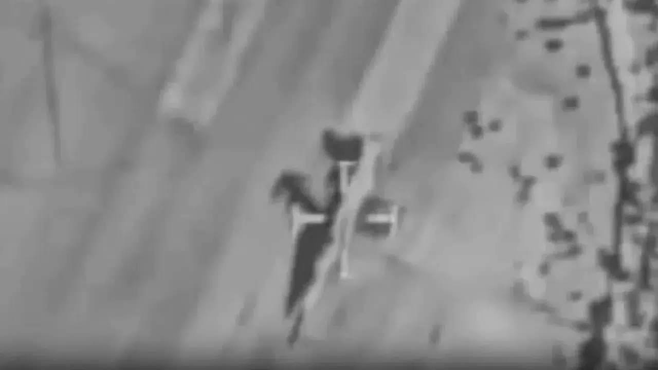 İsrail Savunma Kuvvetleri Tebriz’de F5 ve F4 Uçaklarını Hedef Aldı