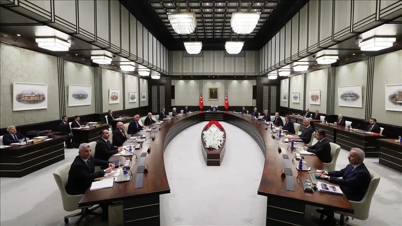 KABİNE TOPLANTISI 9 MART PAZARTESİ SAAT KAÇTA! Bay…