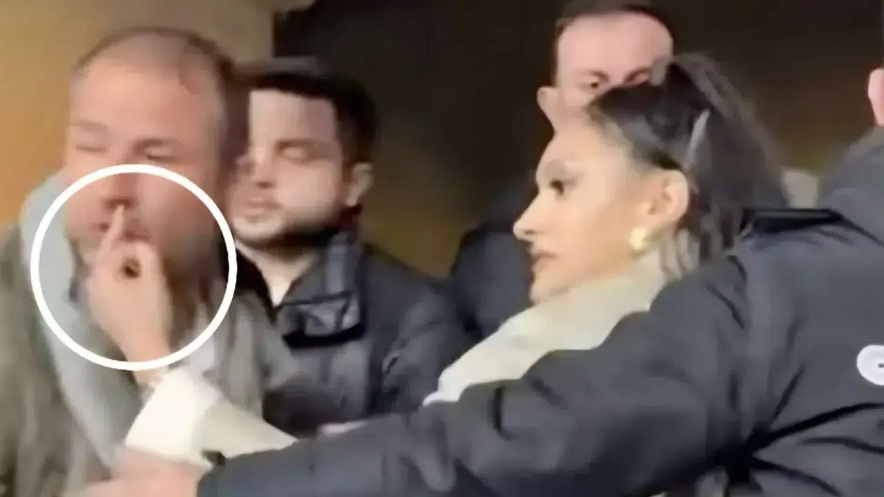 Maç bitti tartışma başladı! Samsunspor Başkanı'nın kızının tribün hareketi olay oldu