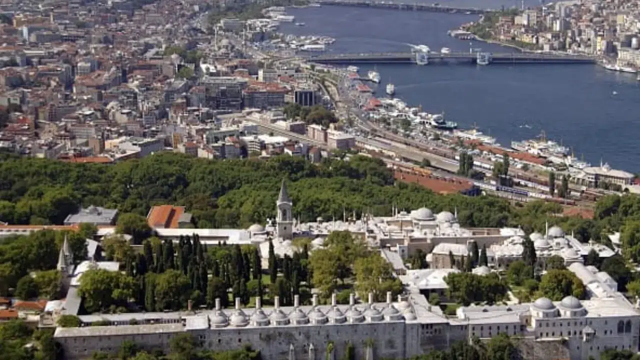 DİYARBAKIRLI ŞAİR CEMİLİ KİMDİR? 500 yıllık eseri Topkapı Sarayı’nda bulunan sanatçı hangi dönemde yaşadı?