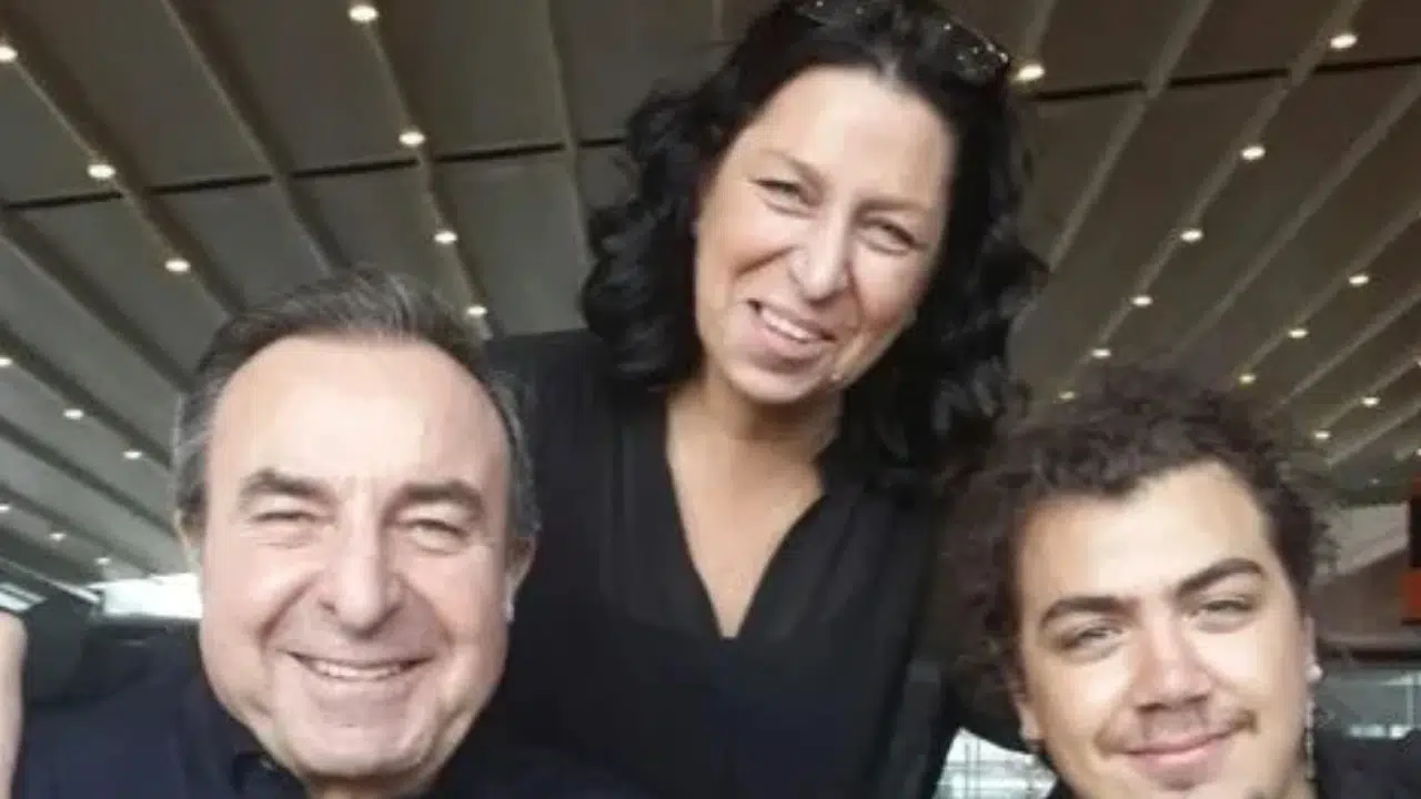 Zafer Ergin (Arka Sokaklar Rıza Baba) Eşi Kim, Çocukları Kim, Kaç Çocuğu Var? Binnaz Ergin, Melek Baykal ve Esra Ergin Detayları