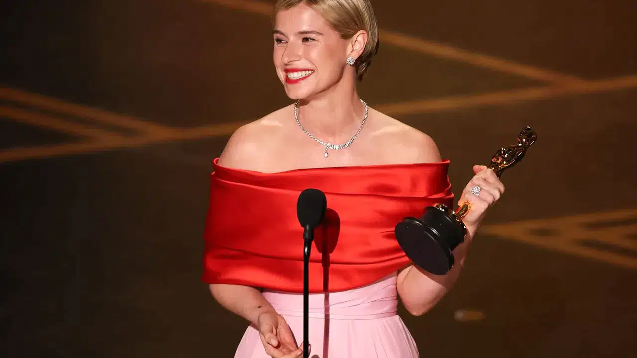 JESSİE BUCKLEY KİMDİR, KAÇ YAŞINDA, NERELİ? evli mi, çocuğu var mı ve nerede yaşıyor, Oscar ödülleri ve kariyeri