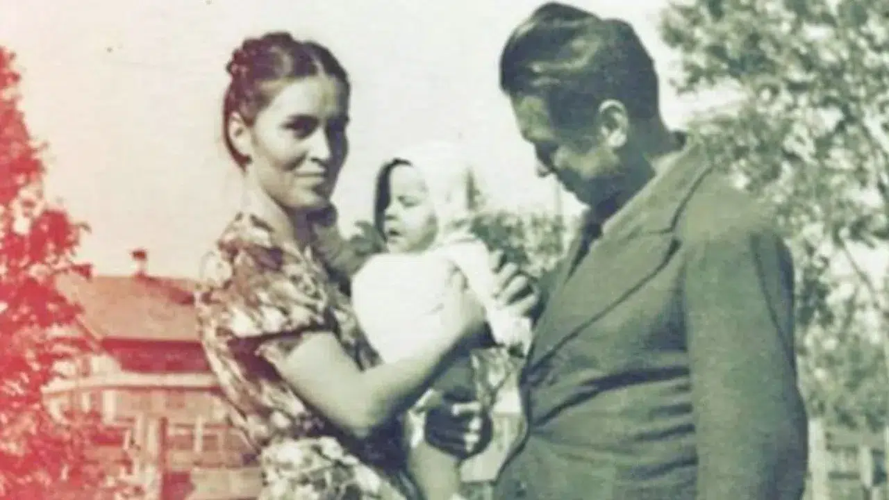 İLBER ORTAYLI ÇOCUKLARI VE EŞİ KİM! Kaç çocuğu var, oğlu var mı, kızı var mı?