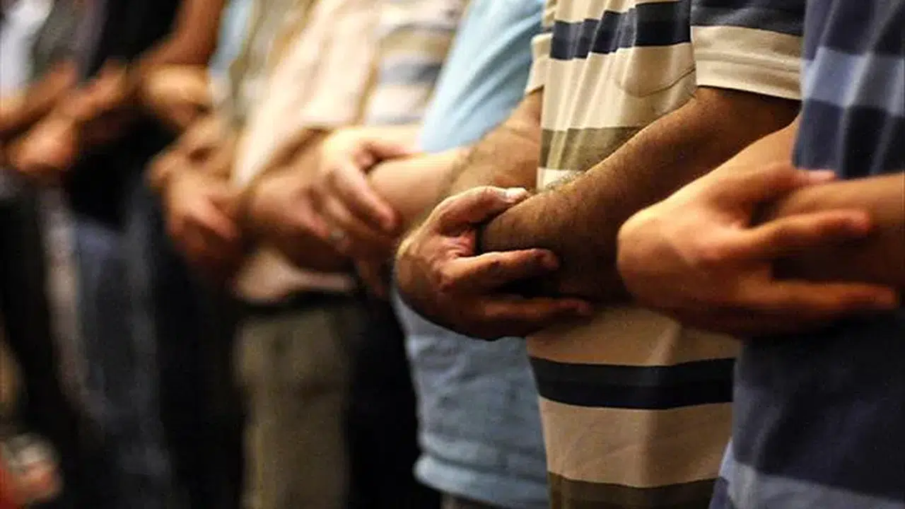 BAYRAM NAMAZI EVDE KILINMASI CAİZ Mİ! Cemaat şart mı, Hanefi mezhebine göre nasıl kılınmalı?