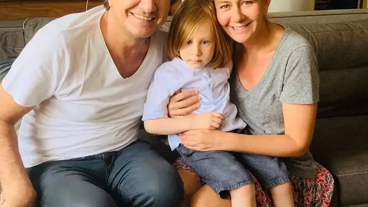 Arka Sokaklar Hüsnü Çoban gerçek eşi kim, , Özgür Ozan kiminle evli, kaç çocuğu var?