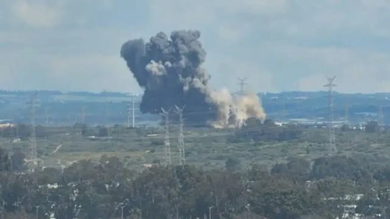 İran’dan İsrail’e Füze Saldırısı! Hayfa’daki Elektrik Santrali Hedef Alındı