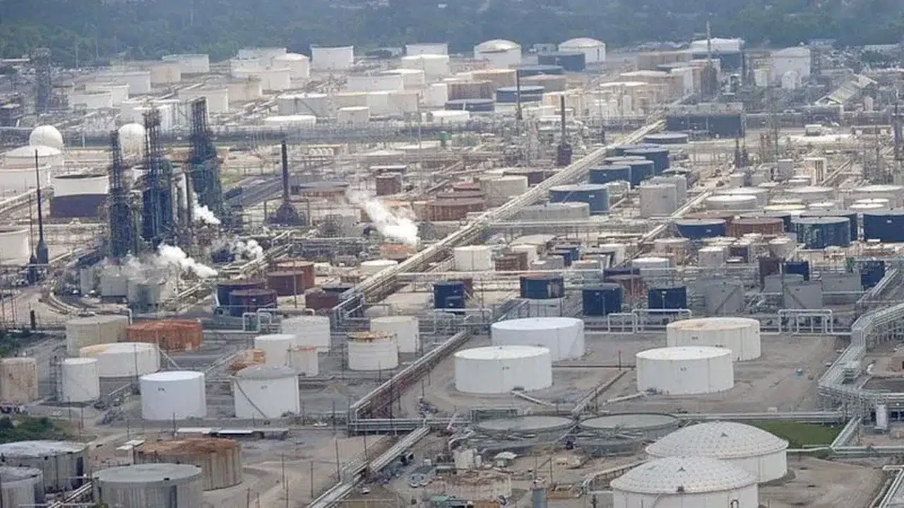 Enerji Gerilimi ABD’yi Vurdu! Benzin Fiyatları Rekora Koşuyor