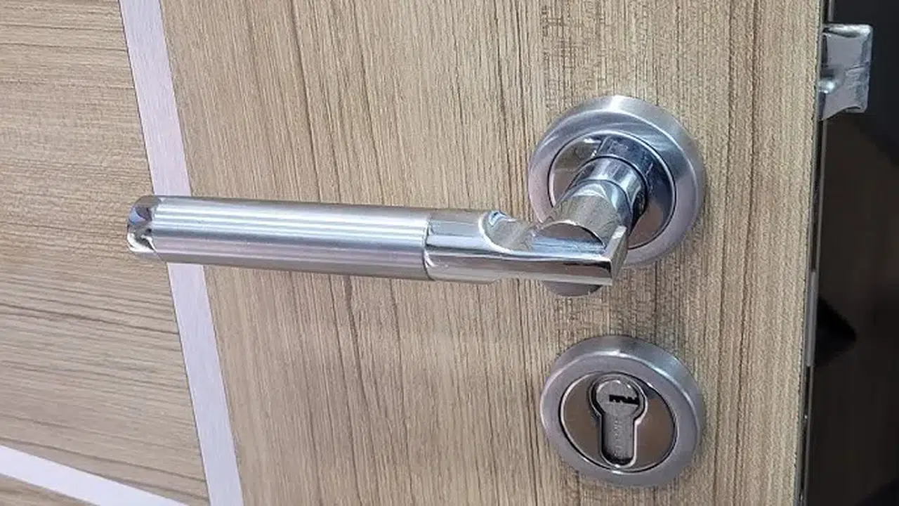 RÜYADA ANAHTARLA KAPIYI AÇMAK ANLAMI NE! Kilitli Kapıyı Açmak ve Rüya Tabiri Ne?