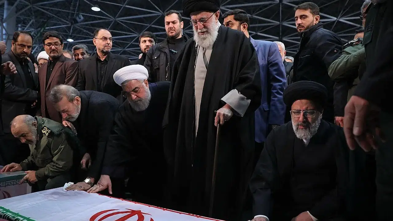 İran’ın yeni dini lideri seçildi: Hamaney’in adı devam edecek