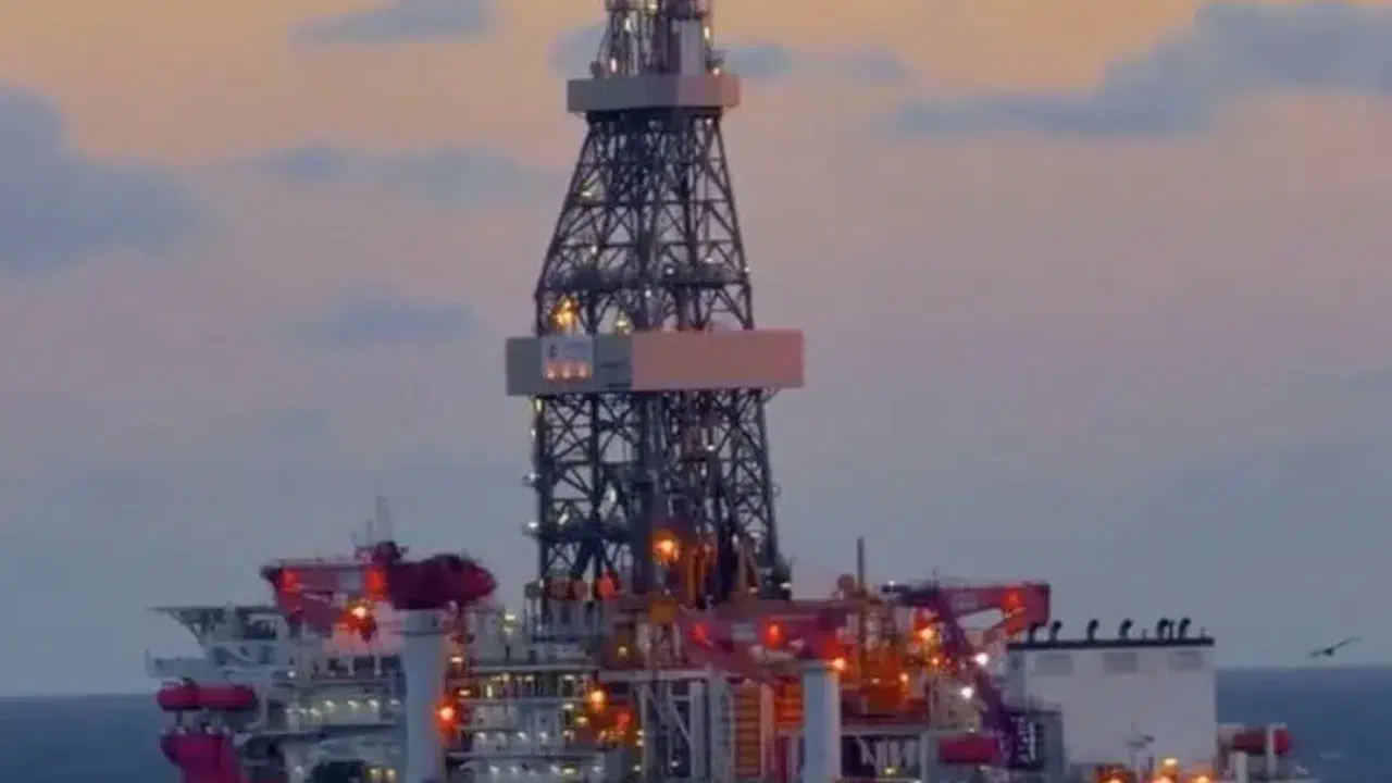 Okyanusu aştı, tarih yazmaya gitti! Çağrı Bey Somali’de: Sahillerde 'Türk Bayrağı' coşkusu!