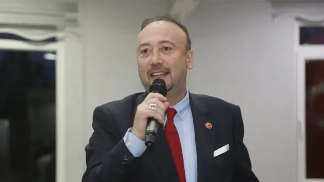 Beline havluyu sardı, kasayı boşalttı: CHP’li başkanın 'harem' operasyonu!