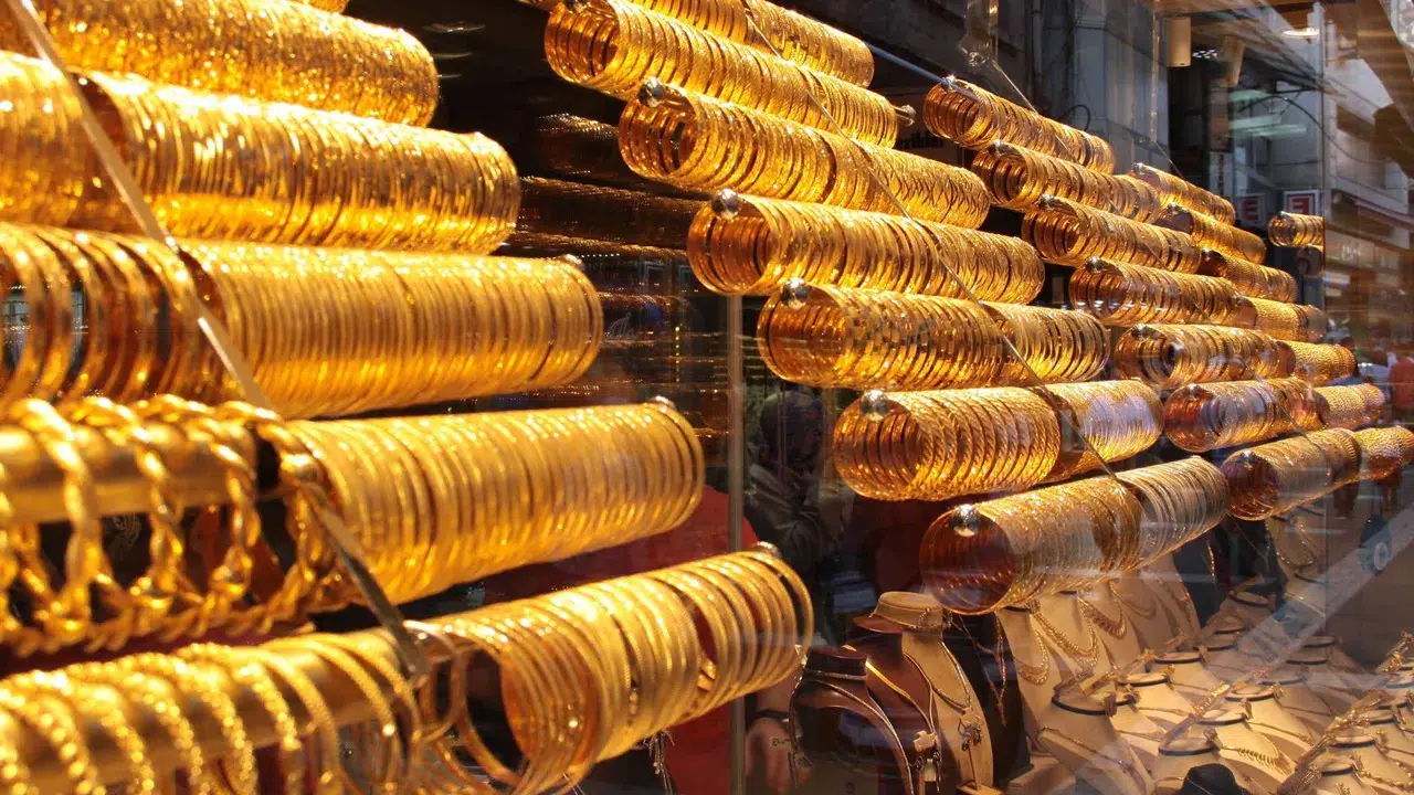 Altın diye bakır sattılar! İstanbul esnafının kabusu olan şebekeye 'pota' operasyonu!