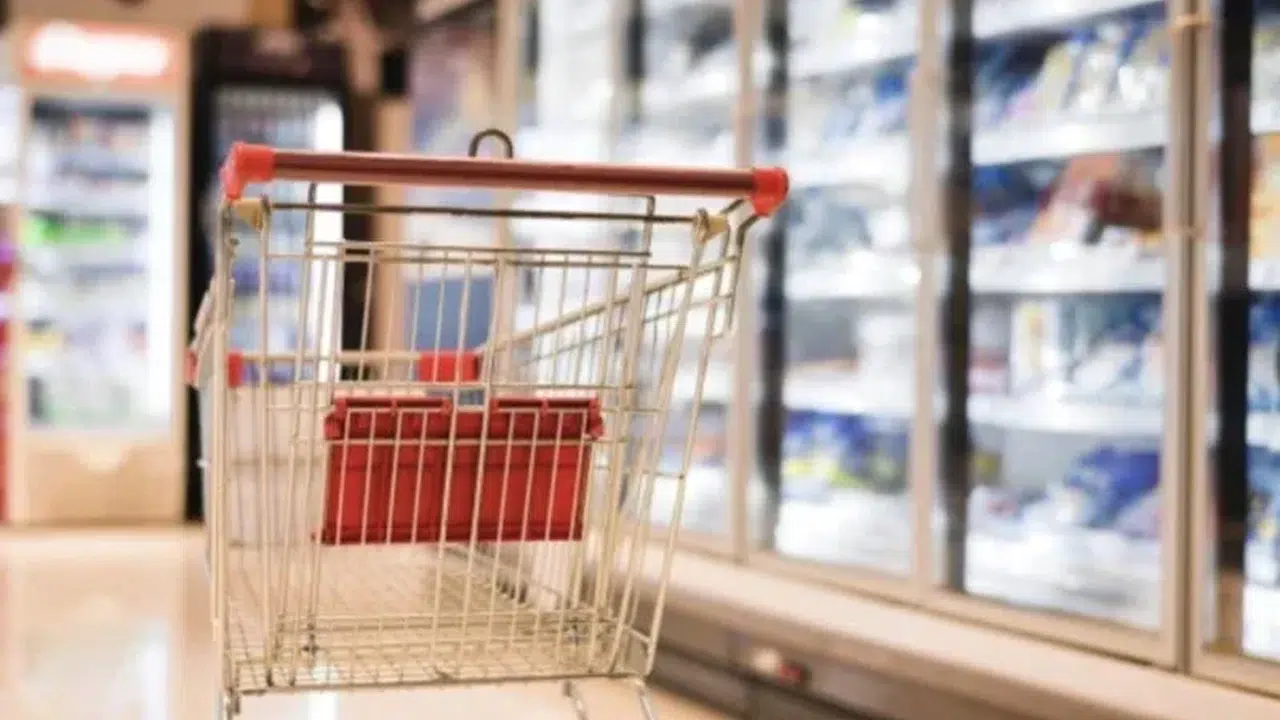 Yıl sonu enflasyon tahmini netleşti: Ekonomistler 2026 için ne diyor?