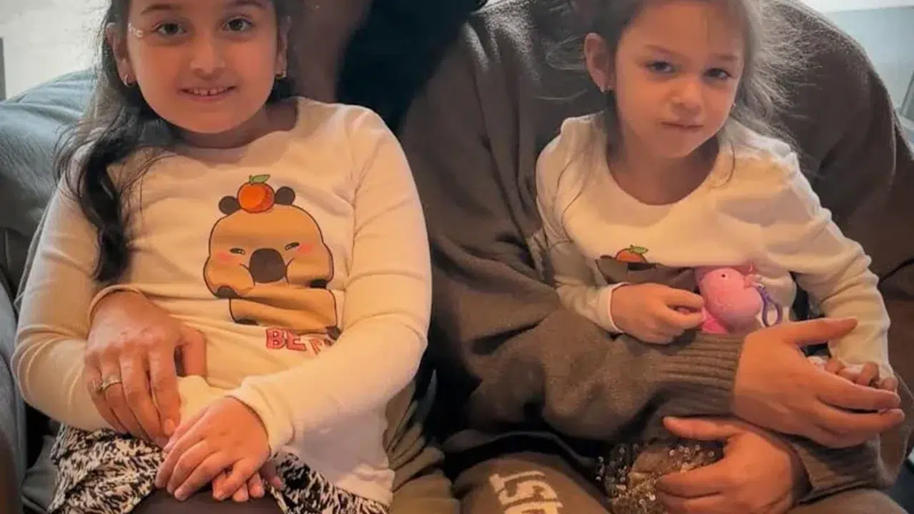 Mesut Özil ve Amine Gülşe'den müjdeli haber: Üçüncü bebek Elisa geldi!