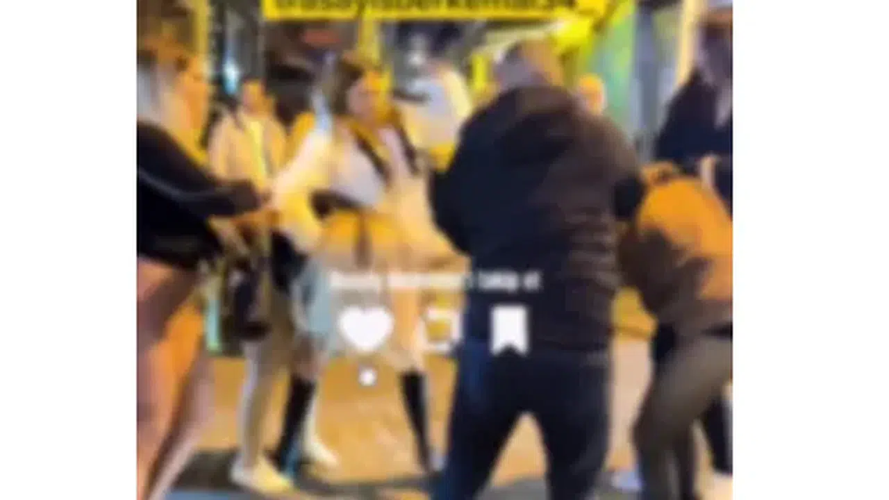 Kopan saçlar sokaklara saçıldı: Taksim’de meydan muharebesini bekçiler bitirdi!