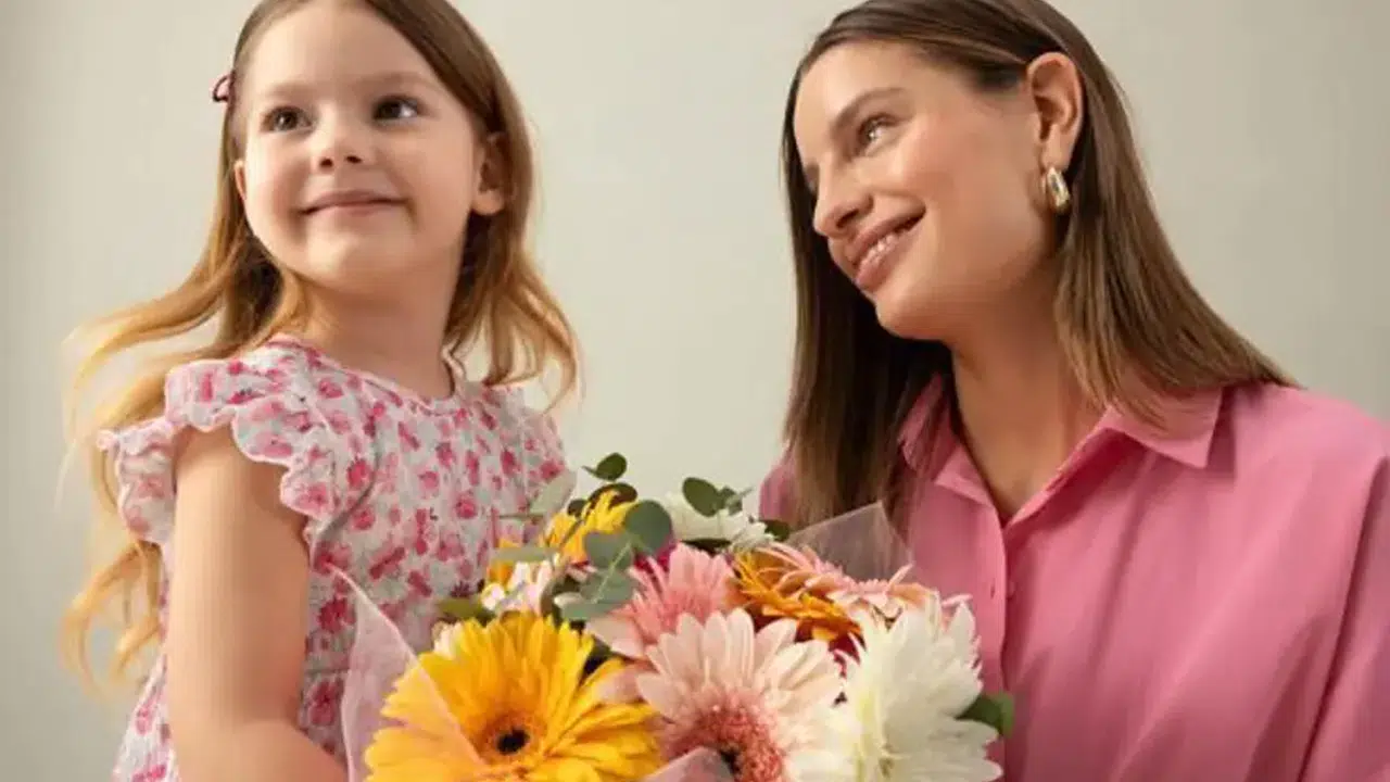 Anneler Günü hangi gün ve ayın kaçına denk geliyor, 2026'da hangi gün?