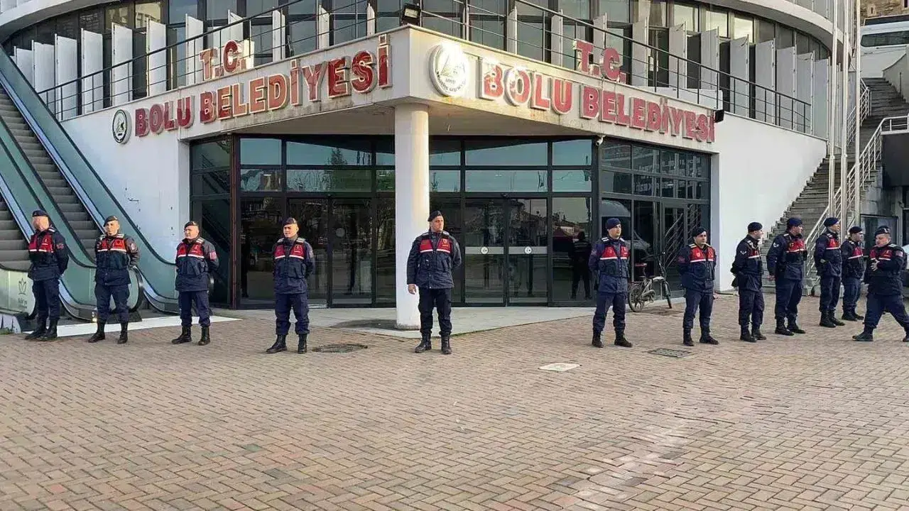 Bolu'da rüşvet operasyonu genişliyor! Oda başkanı ve çalışanı da parmaklıklar ardında