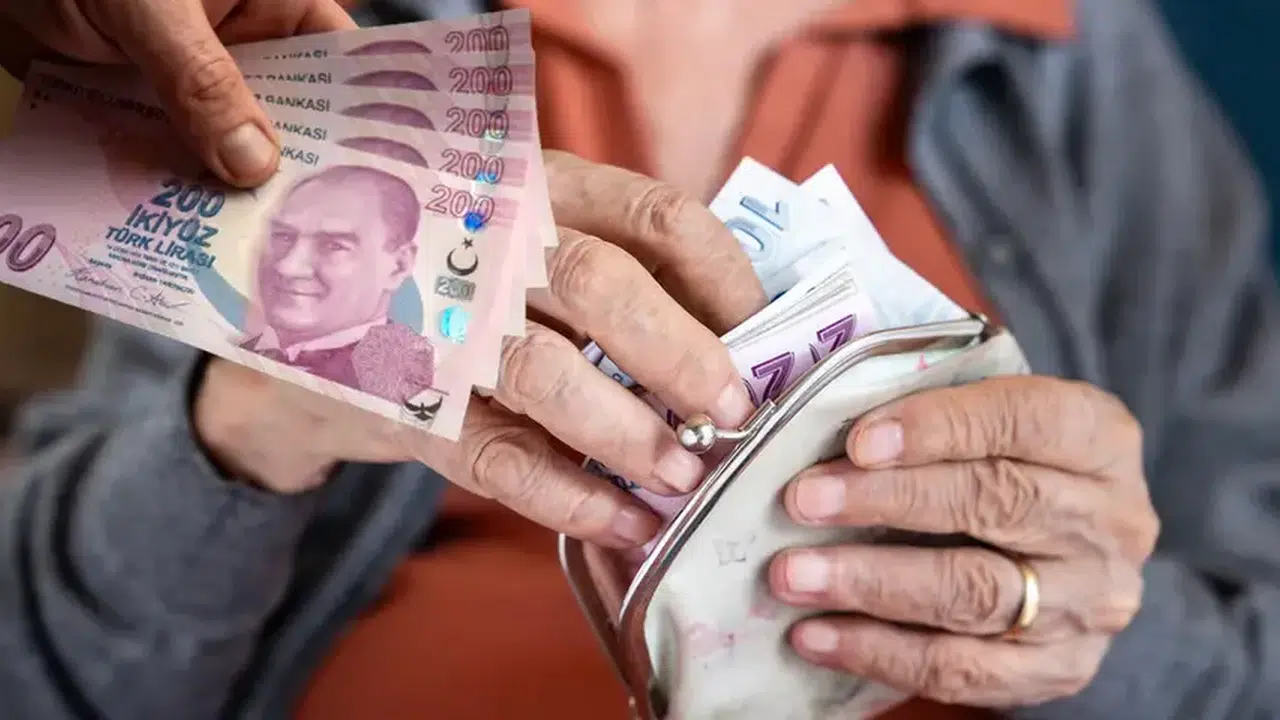 Emekli ikramiyesinde rakam netleşti: Bakan Işıkhan kurban bayramı için noktayı koydu!