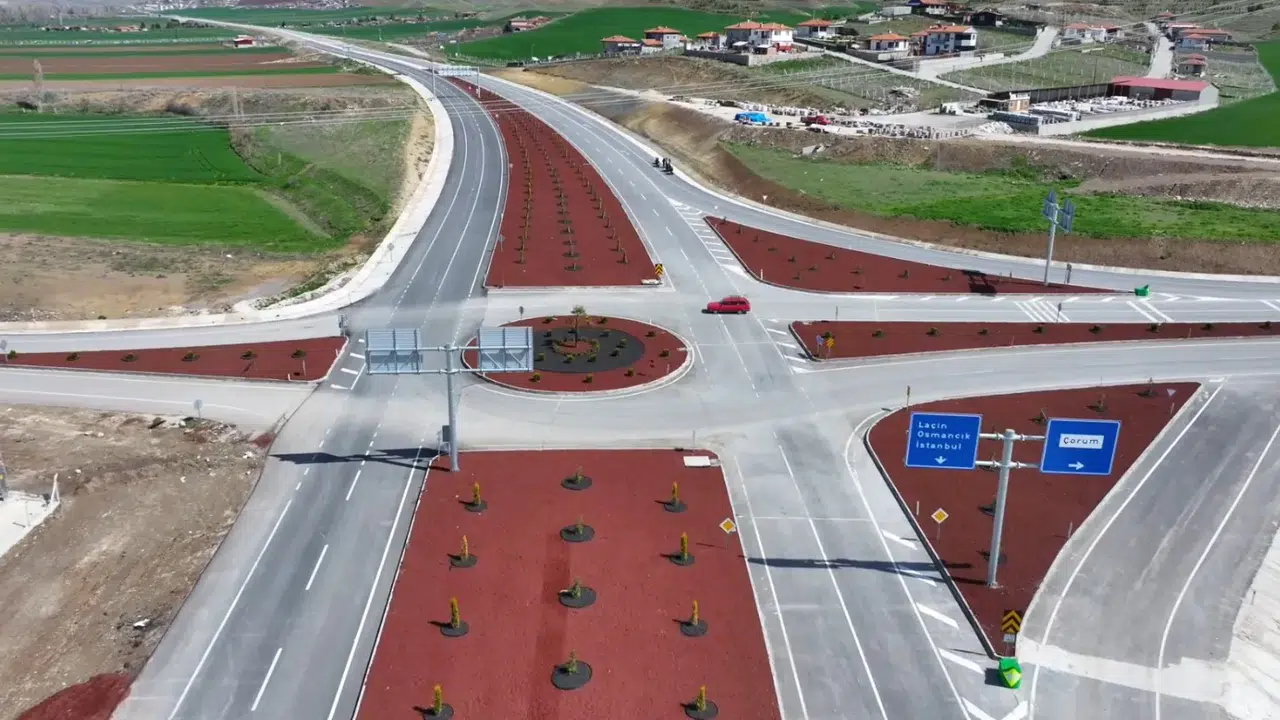 Dev projede mutlu son: Çorum-Laçin arasında 15 dakikalık ulaşım devri başlıyor!