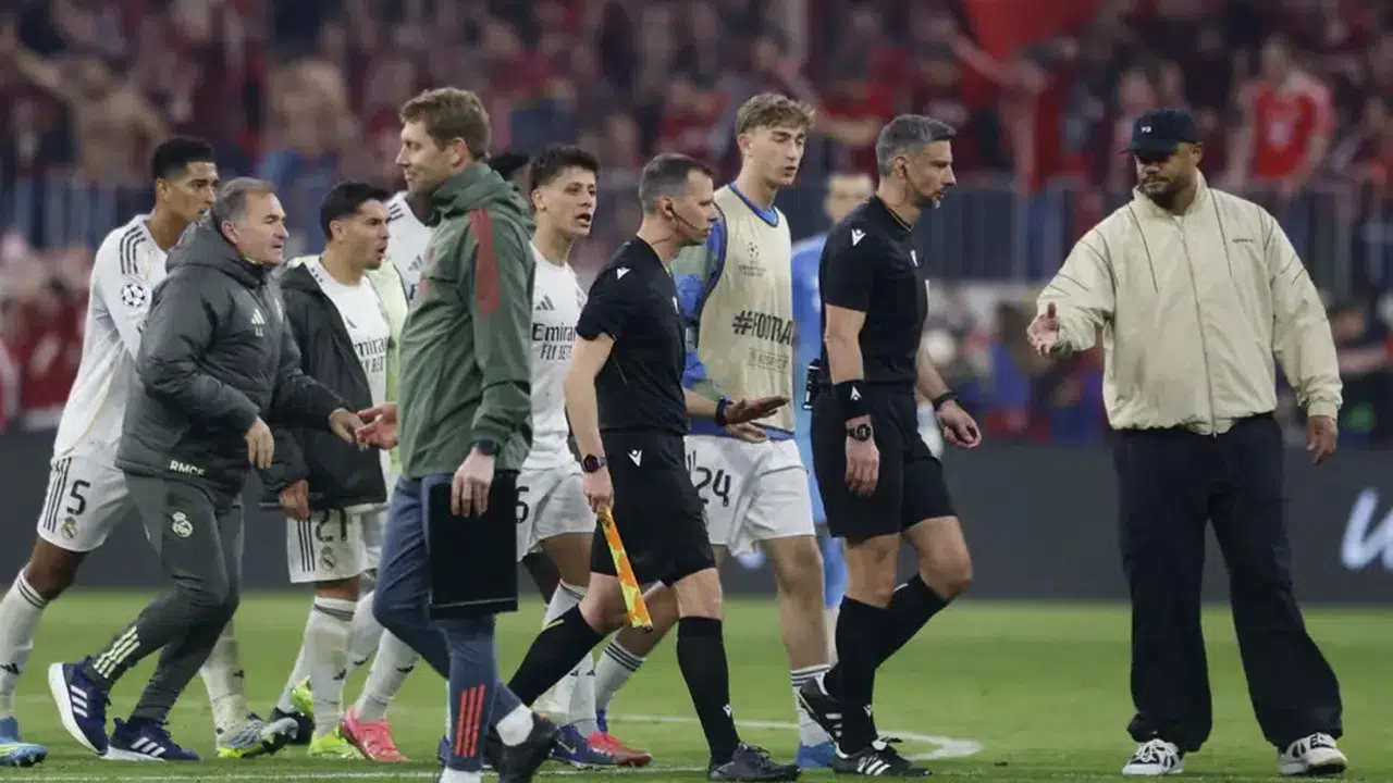 Arda Güler Bayern Münih maçında kırmızı mı gördü? Maç sonu yaşananların perde arkası