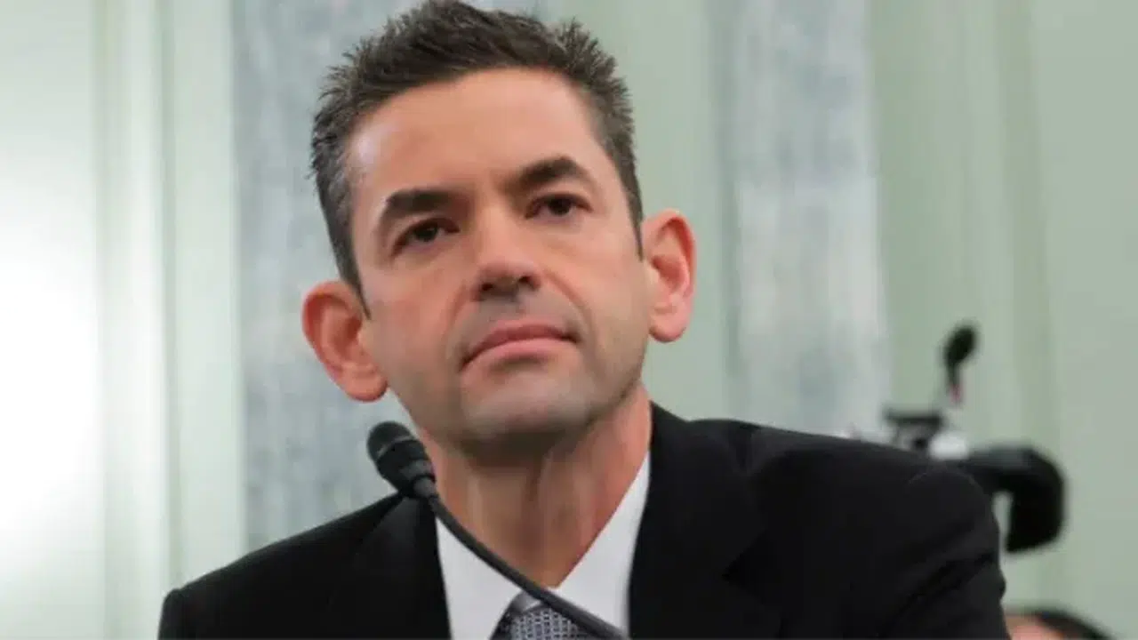 Trump’tan NASA Başkanı’na kulak şakası: 'O güzel kulaklarınla duydun mu?'