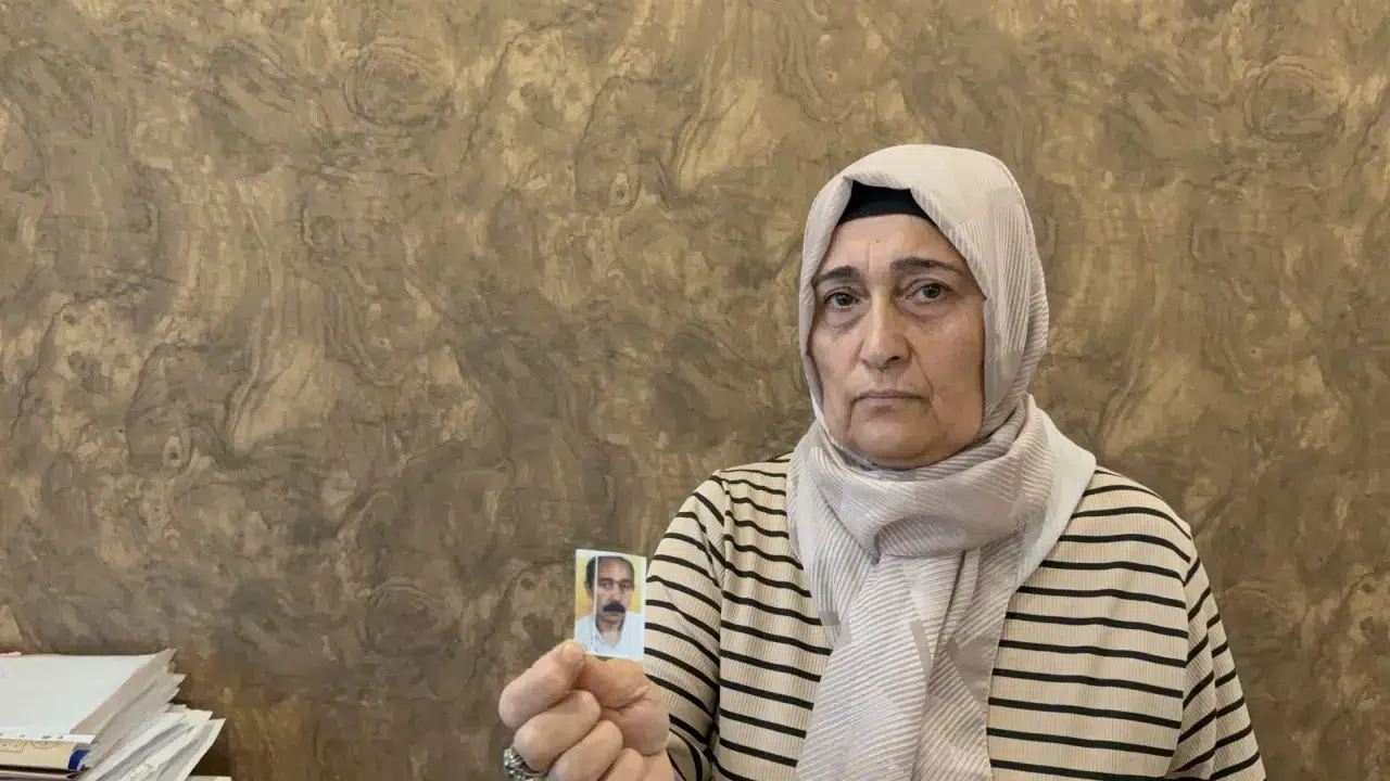 Mezarsız 20 yıl: 90 yaşındaki annenin feryadı JASAT'ı harekete geçirdi!