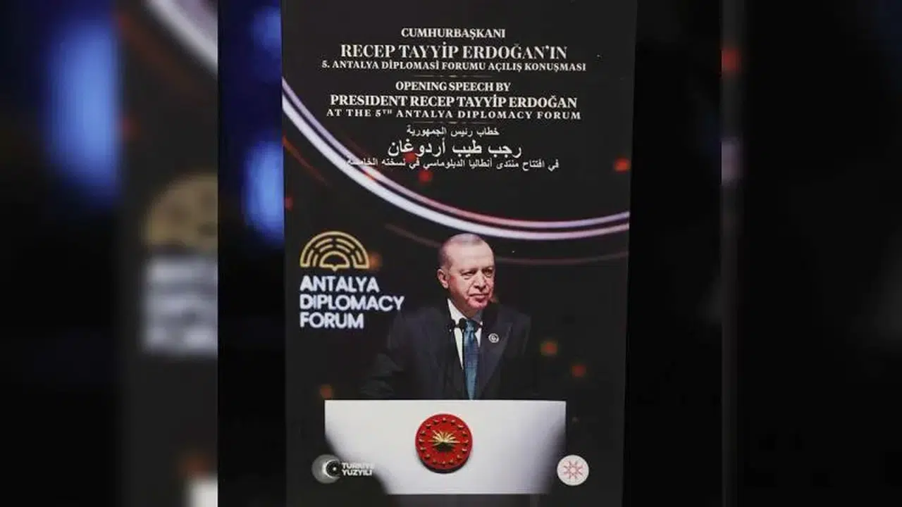 Dünyaya 3 dilde rest! Erdoğan'ın ADF konuşması kitaplaştırıldı: 'Dünya 5'ten büyüktür!'