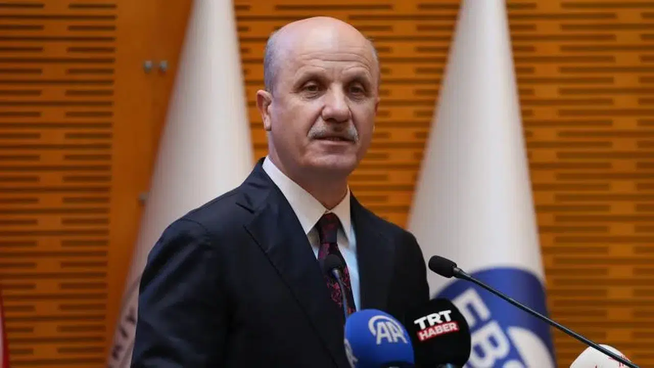 YÖK Başkanı Özvar'dan 'işsiz mezun' ambargosu: O bölümler tek tek kapatılıyor!