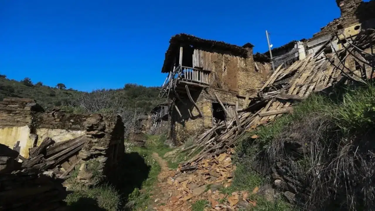 Ege’nin hayalet köyü Lübbey’de büyük dönüşüm! 'Perili' dediler, turizm cenneti çıktı!'