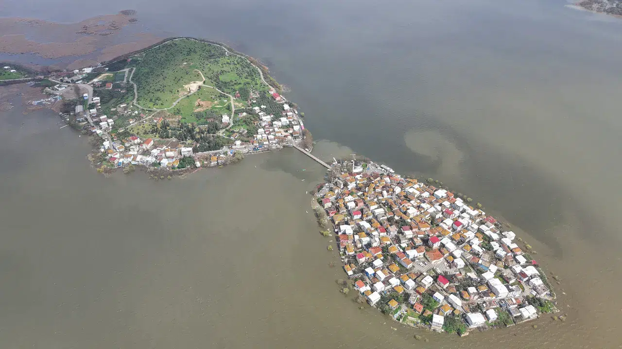Gölyazı'da Venedik Görüntüleri! Sular 10 Metreyi Aştı