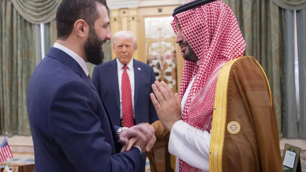 Orta Doğu’da kartlar yeniden dağıtılıyor: Ahmed eş-Şara Suudi Arabistan’da! İşte masadaki dev projeler