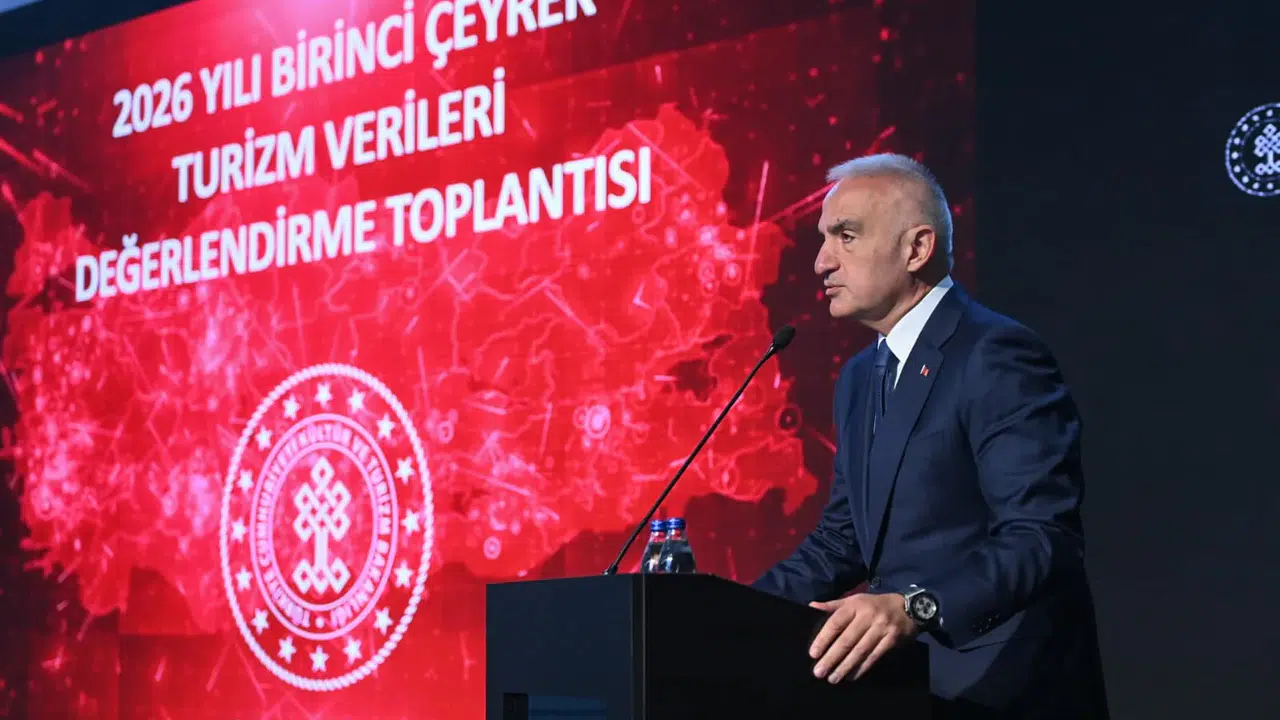 Turizmde Türk rüzgarı: 3 ayda 9 milyon turist, 10 milyar dolar gelir!