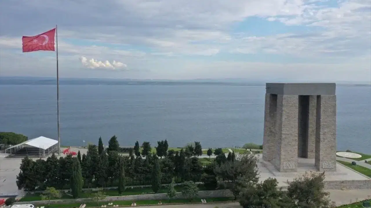 Mermilerin arasında haber peşinde! Türk harp muhabirliğinin miladı: Çanakkale