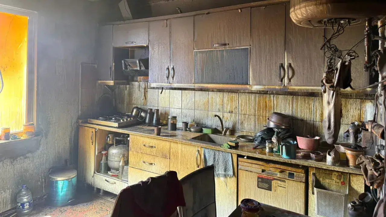 Sungurlu’da alevler geceyi aydınlattı: Bir aile evsiz kaldı!